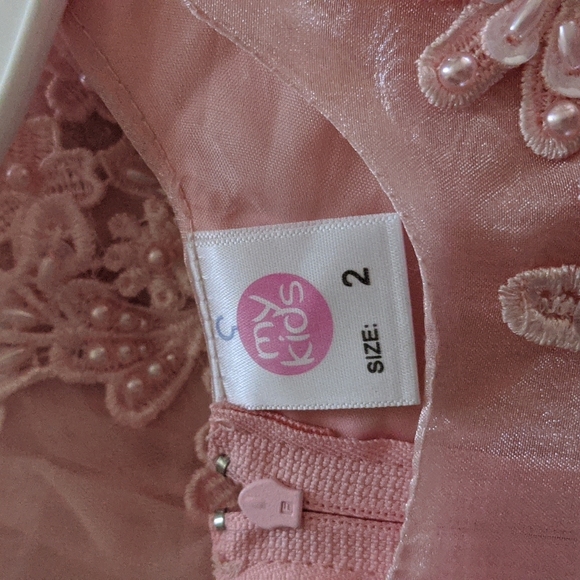 Child's bridesmaid dresses - Picture 4 of 5